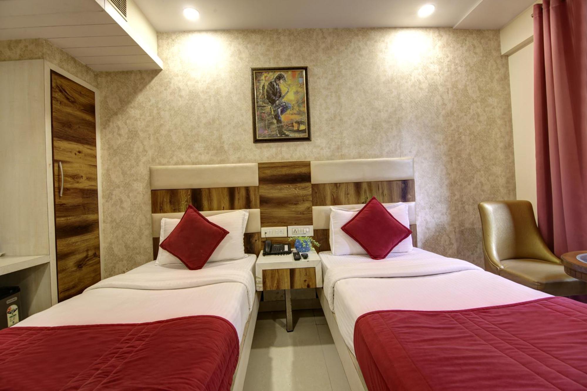 The Shanti Plaza - Nueva Delhi Exterior foto