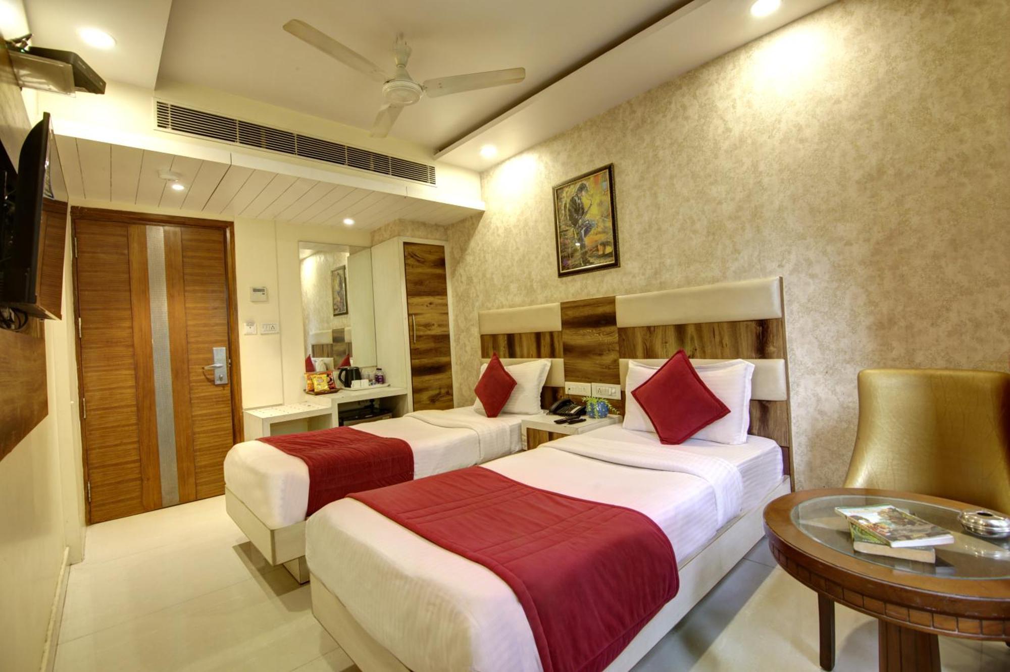 The Shanti Plaza - Nueva Delhi Exterior foto